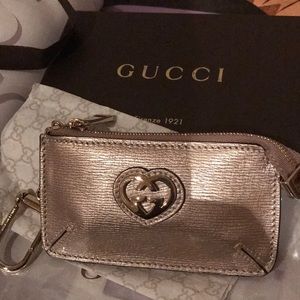 💖SOLD💖 AUTHENTIC SMALL KEY/CHANGE CASE